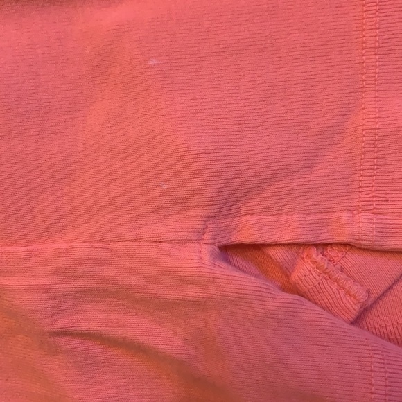 Pink shirt with lace and brooch - Picture 14 of 15